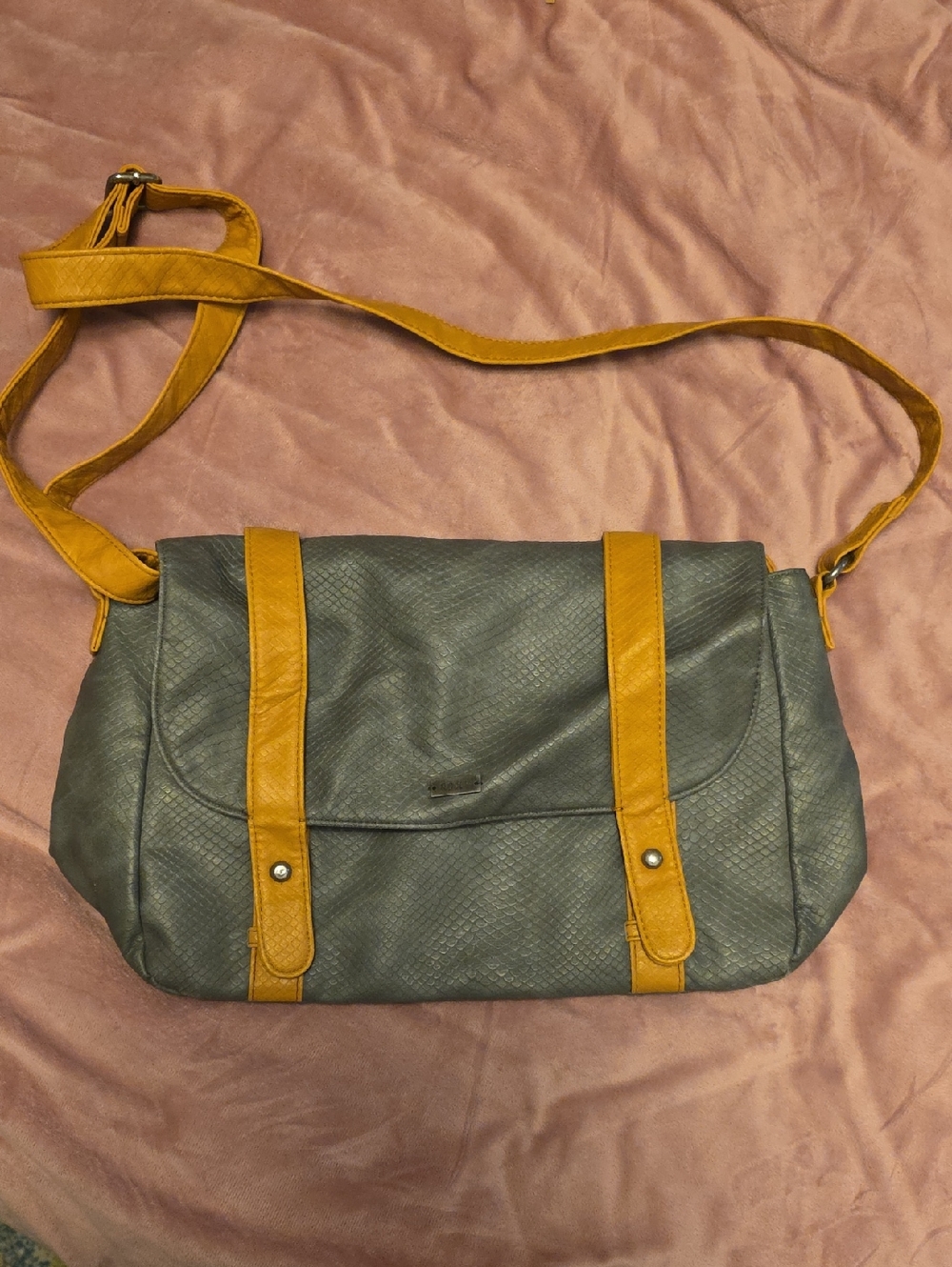 ROXY Gray Crossbody Bag with Mustard Trim